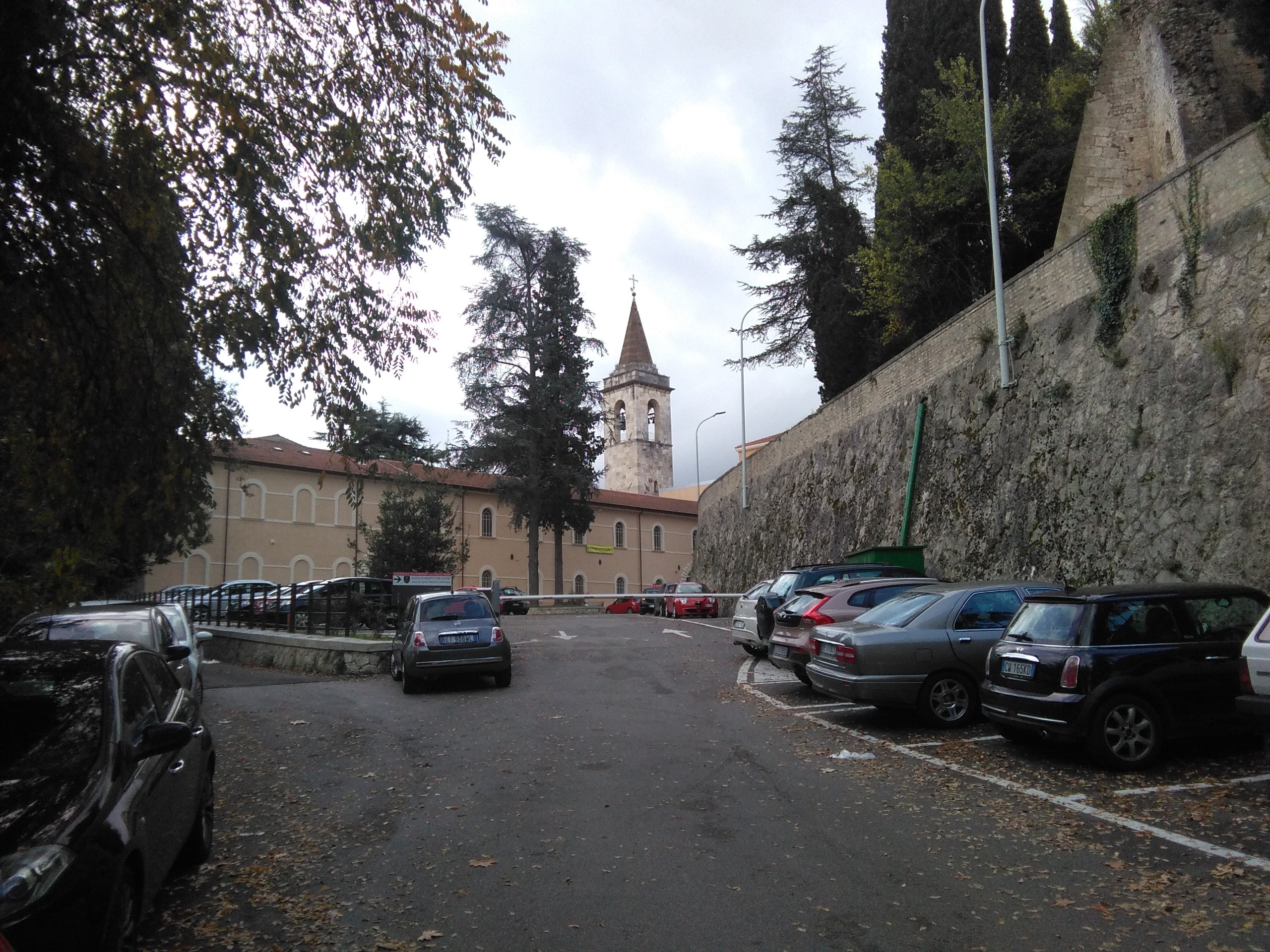 Dopo Il Sisma Emergenza Alloggi Anche Per Gli Universitari Esodo In