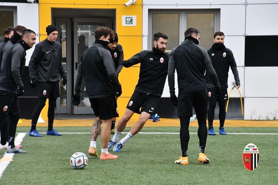 Ascoli allenamento 45