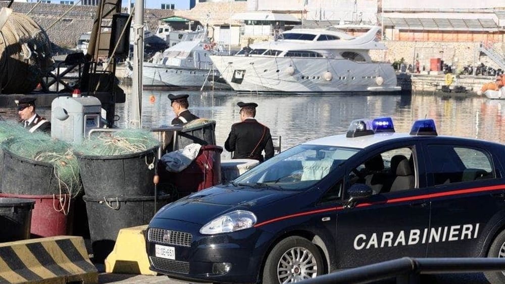 Carabinieri porto