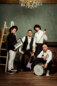 Il gruppo musicale "Likra"