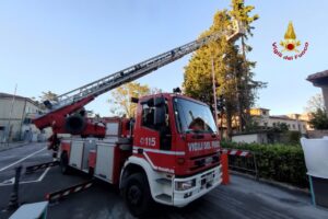 Vigili del fuoco e interventi per il vento