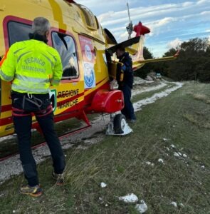 Soccorso Alpino Icaro eliambulanza 