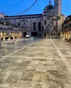 Piazza pulita dopo il Carnevale